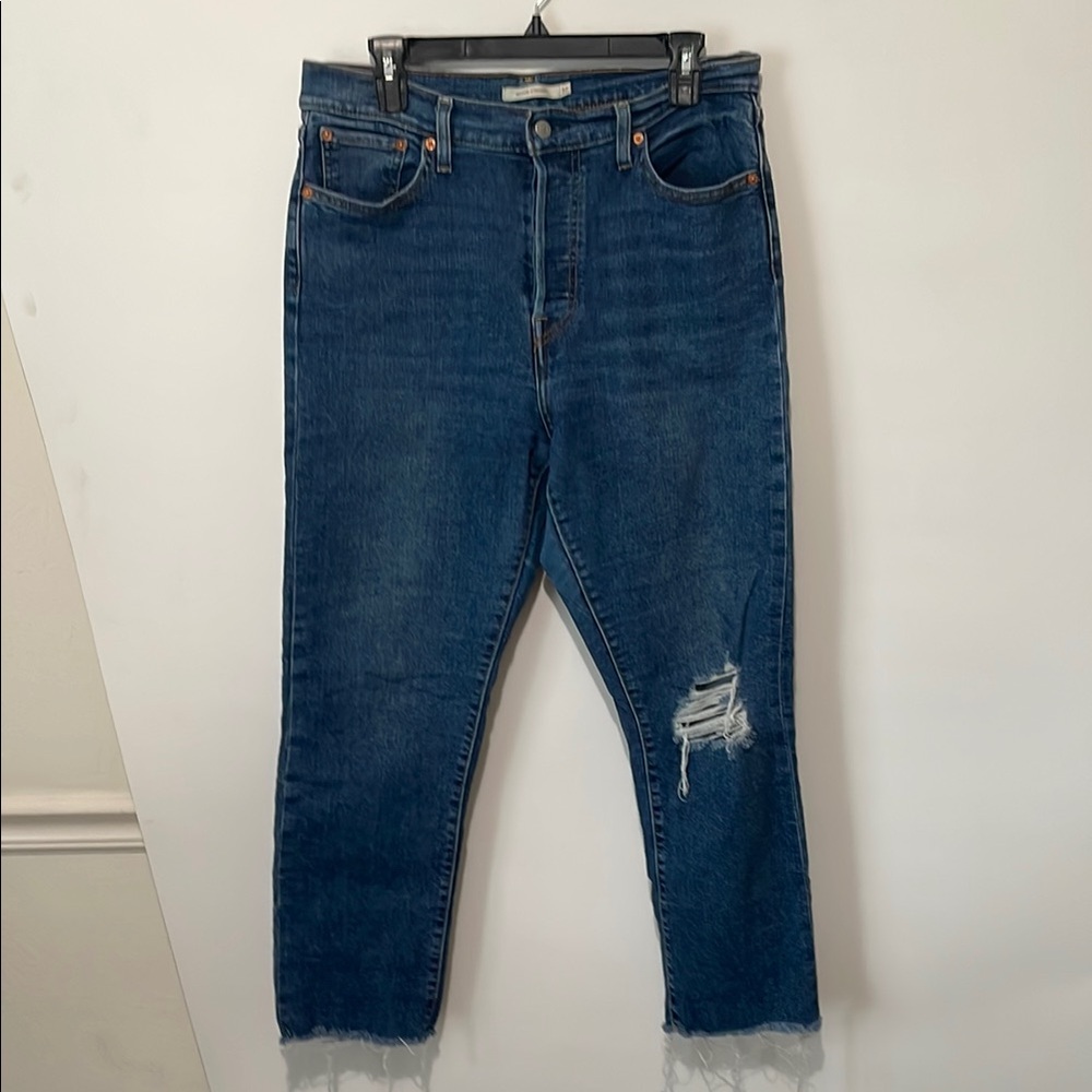 LEVIS Wedge Straight  Distressed Jeans 32